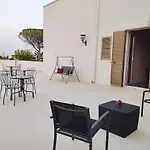 Calle Dei Saraceni 4* Carmiano (Apulia)