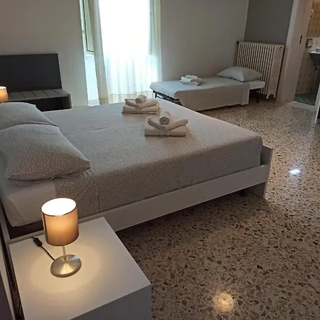 Bed & Breakfast Calle Dei Saraceni 5*