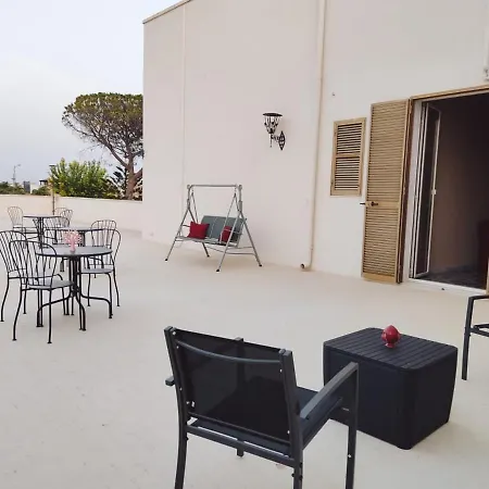 Calle Dei Saraceni 5* Carmiano (Apulia)