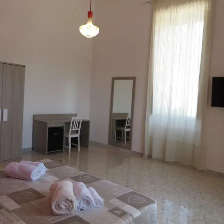 Calle Dei Saraceni 5* Carmiano (Apulia)