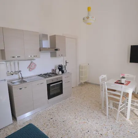 Calle Dei Saraceni Bed & Breakfast Carmiano (Apulia)